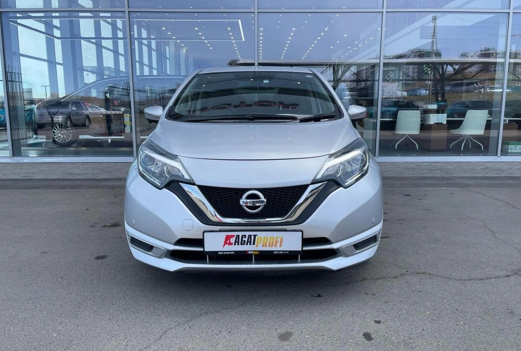 Хетчбэк Nissan Note 2017 года, 853000 рублей, Солонцы