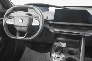 Лифтбек Changan UNI-V 2023 года, 2499000 рублей, Кемерово