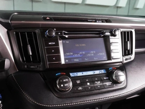 Внедорожник Toyota RAV4 2016 года, 2299000 рублей, Воронеж