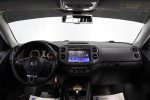 Внедорожник Volkswagen Tiguan 2012 года, 1620000 рублей, Смоленск