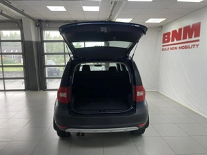 Внедорожник Skoda Yeti 2012 года, 1230000 рублей, Смоленск