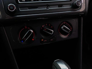 Седан Volkswagen Polo 2019 года, 1273000 рублей, Краснодар