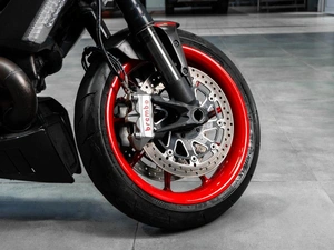 Ducati Diavel Carbon 2012 года, 950000 рублей, Тюмень