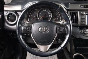 Внедорожник Toyota RAV4 2014 года, 2149000 рублей, Оренбург