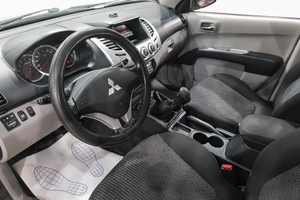 Пикап Mitsubishi L200 2013 года, 1469000 рублей, Новокузнецк