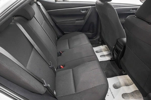 Седан Toyota Corolla 2013 года, 1329000 рублей, Барнаул