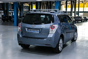 Минивэн Toyota Verso 2010 года, 1188000 рублей, Солонцы
