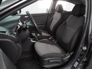 Седан Hyundai Solaris 2013 года, 899000 рублей, Воронеж