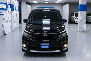 Минивэн Toyota Voxy 2015 года, 1883000 рублей, Солонцы