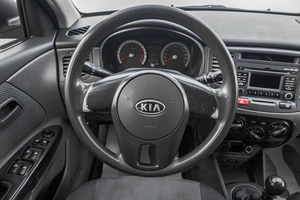 Хетчбэк Kia Rio 2010 года, 539000 рублей, Барнаул