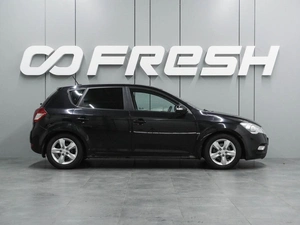Хетчбэк Kia Ceed 2011 года, 655000 рублей, Воронеж