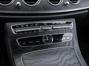 Седан Mercedes-benz E-класс 2019 года, 2750000 рублей, Краснодар