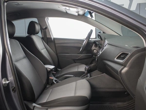 Седан Hyundai Solaris 2017 года, 1480000 рублей, Омск