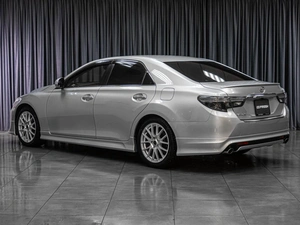 Седан Toyota Mark X 2017 года, 2675000 рублей, Тюмень