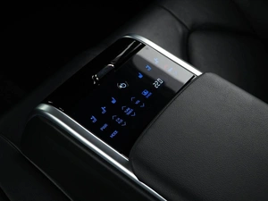 Седан Toyota Camry 2019 года, 2797050 рублей, Москва