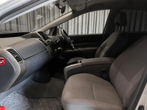 Лифтбек Toyota Prius 2009 года, 949000 рублей, Красноярск