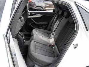 Седан Audi A4 2015 года, 2490000 рублей, Краснодар