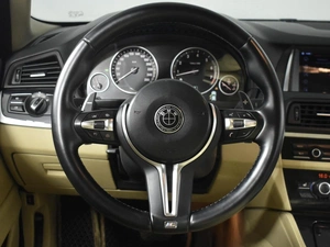 Седан BMW 5 серия 2012 года, 1463900 рублей, Казань