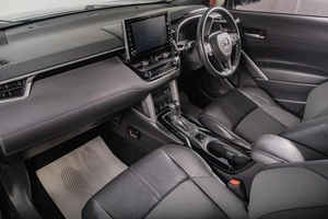 Внедорожник Toyota Corolla Cross 2022 года, 2739000 рублей, Томск