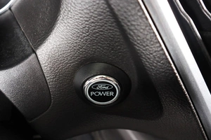 Хетчбэк Ford Focus 2012 года, 649000 рублей, Пермь