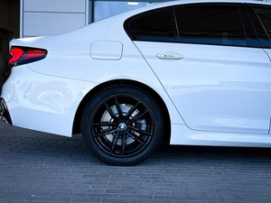 Седан BMW 5 серия 2018 года, 3465000 рублей, Уфа
