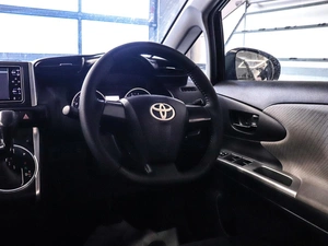 Минивэн Toyota Wish 2010 года, 1119000 рублей, Красноярск