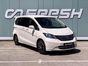 Минивэн Honda Freed 2010 года, 899000 рублей, Большой Сочи