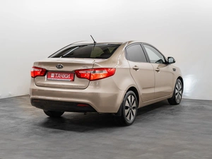 Седан Kia Rio 2012 года, 800000 рублей, Красноярск