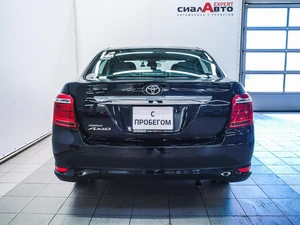Седан Toyota Corolla Axio 2020 года, 1275000 рублей, Красноярск
