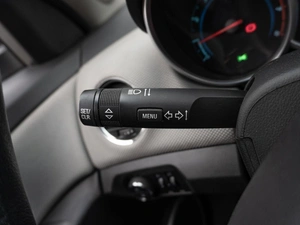 Седан Chevrolet Cruze 2015 года, 999000 рублей, Саратов
