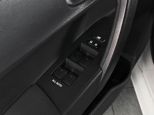 Седан Toyota Corolla 2017 года, 1690000 рублей, Аксай