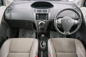 Хетчбэк Toyota Vitz 2008 года, 639000 рублей, Красноярск
