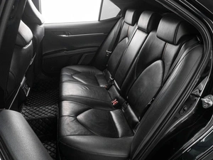 Седан Toyota Camry 2018 года, 2569000 рублей, Тюмень