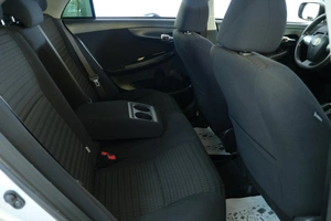Седан Toyota Corolla 2012 года, 1049000 рублей, Омск