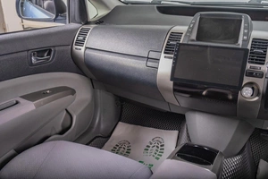 Лифтбек Toyota Prius 2008 года, 899000 рублей, Томск