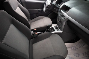 Хетчбэк Opel Astra 2011 года, 549000 рублей, Оренбург