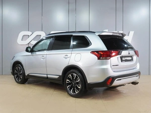 Внедорожник Mitsubishi Outlander 2021 года, 2399000 рублей, Воронеж