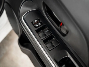 Хетчбэк Toyota Aqua 2018 года, 1200000 рублей, Красноярск