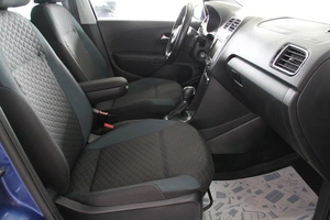 Седан Volkswagen Polo 2020 года, 1389000 рублей, Омск