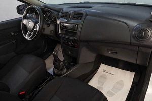 Седан Renault Logan 2019 года, 669000 рублей, Челябинск