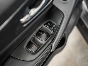 Внедорожник Nissan X-Trail 2015 года, 1600000 рублей, Красноярск