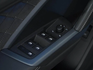 Внедорожник Audi Q3 2026 года, 4998050 рублей, Москва
