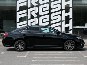 Седан Toyota Camry 2012 года, 1230500 рублей, Волгоград