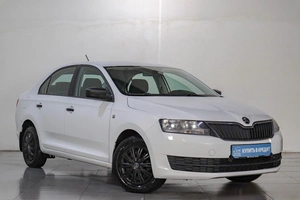 Лифтбек Skoda Rapid 2016 года, 939000 рублей, Челябинск