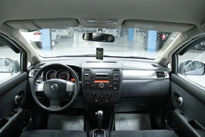 Хетчбэк Nissan Tiida 2011 года, 868000 рублей, Солонцы