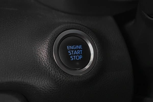 Хетчбэк Toyota Yaris 2020 года, 1149000 рублей, Кемерово