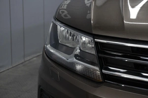 Внедорожник Volkswagen Tiguan 2017 года, 1980000 рублей, Омск