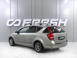 Хетчбэк Kia Ceed 2010 года, 879000 рублей, Ростов-на-Дону