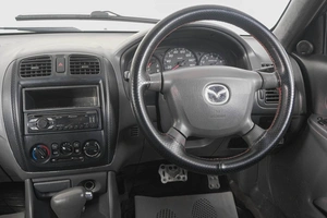 Универсал Mazda Familia 2000 года, 379000 рублей, Кемерово