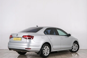 Седан Volkswagen Jetta 2016 года, 949000 рублей, Красноярск